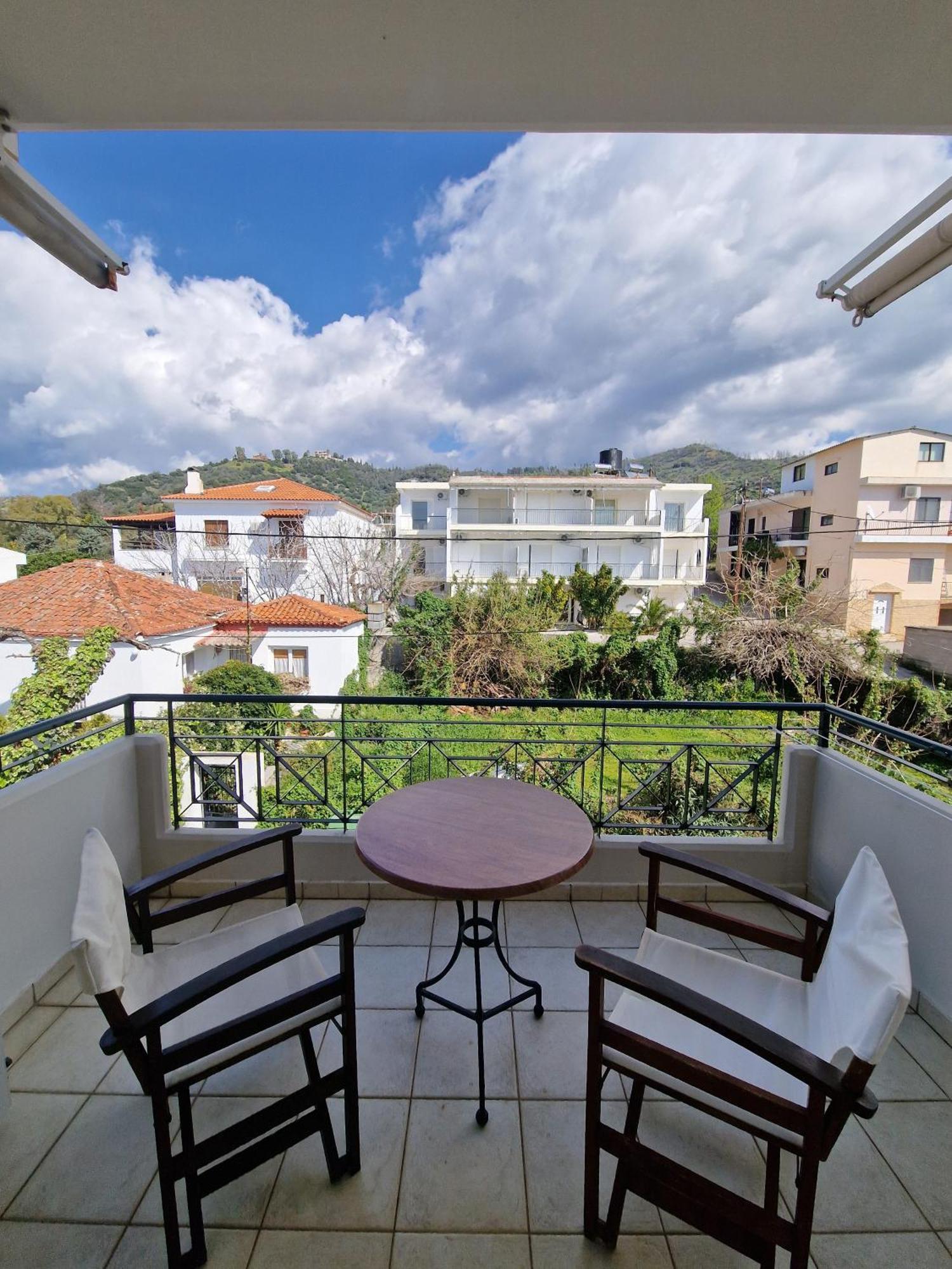 Porto Xronia Aparthotel Khrónia Exterior photo