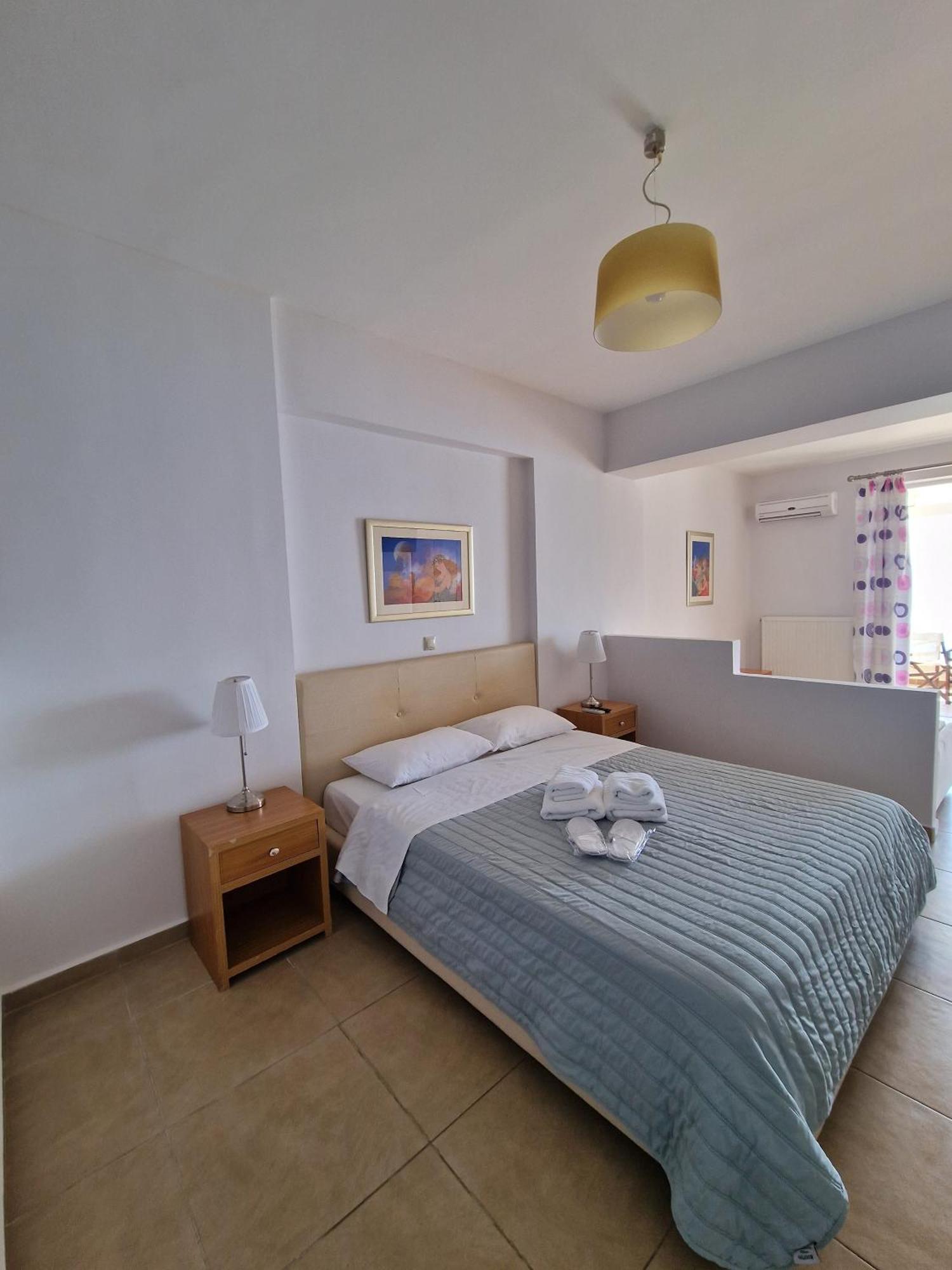 Porto Xronia Aparthotel Khrónia Exterior photo