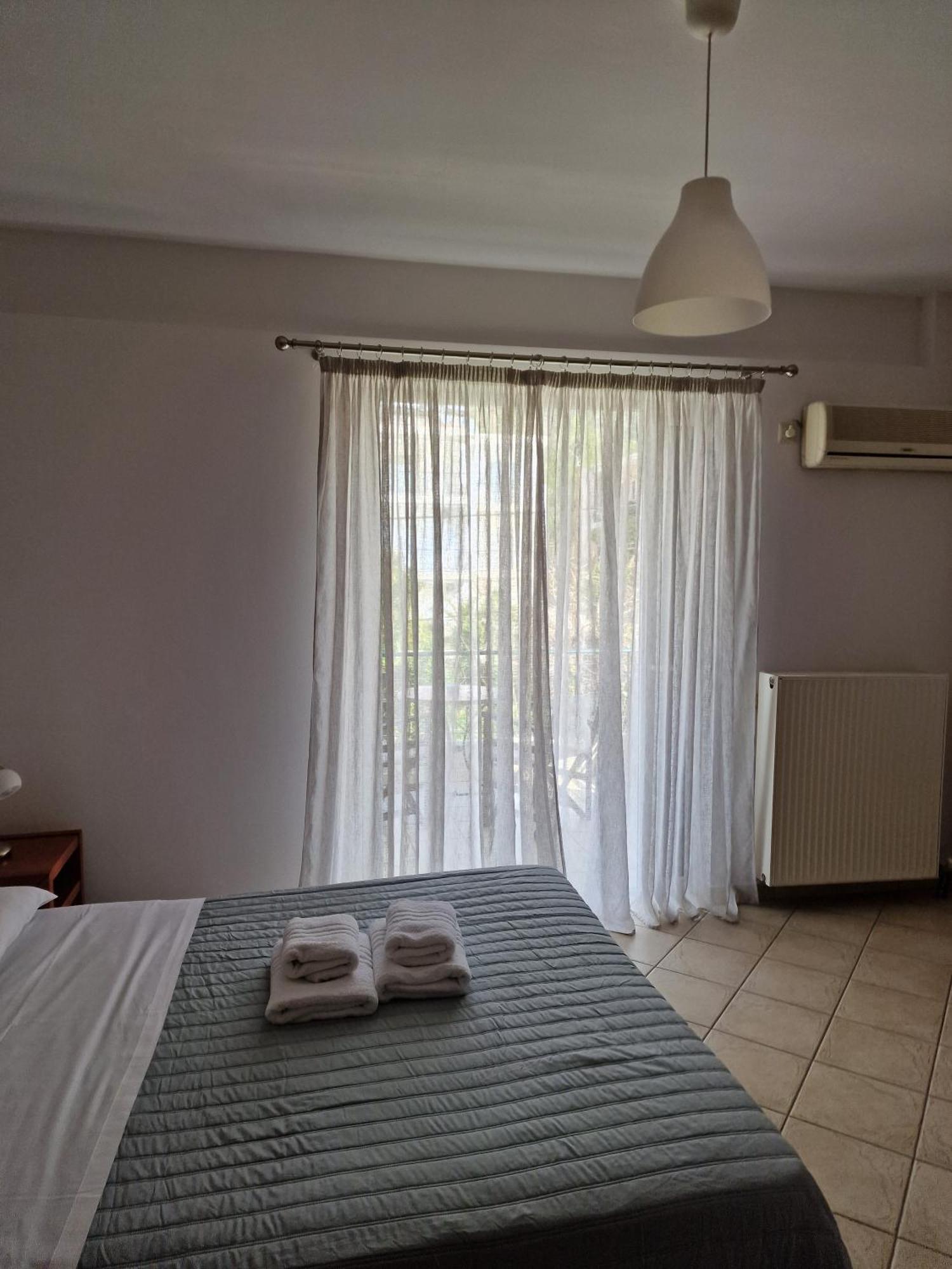 Porto Xronia Aparthotel Khrónia Exterior photo