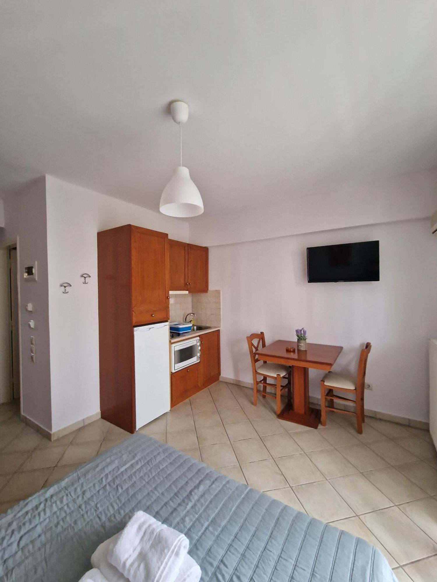 Porto Xronia Aparthotel Khrónia Exterior photo