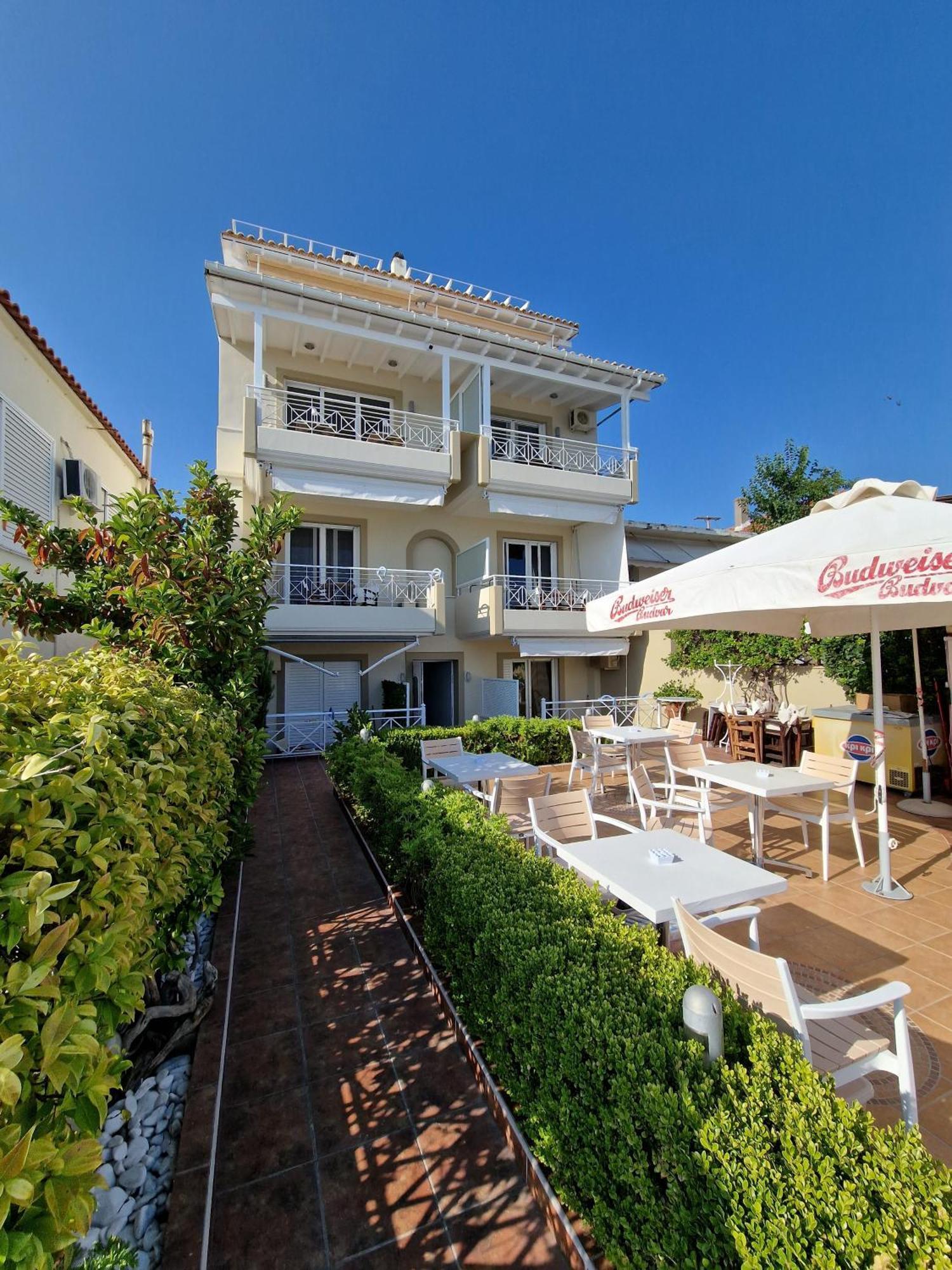 Porto Xronia Aparthotel Khrónia Exterior photo