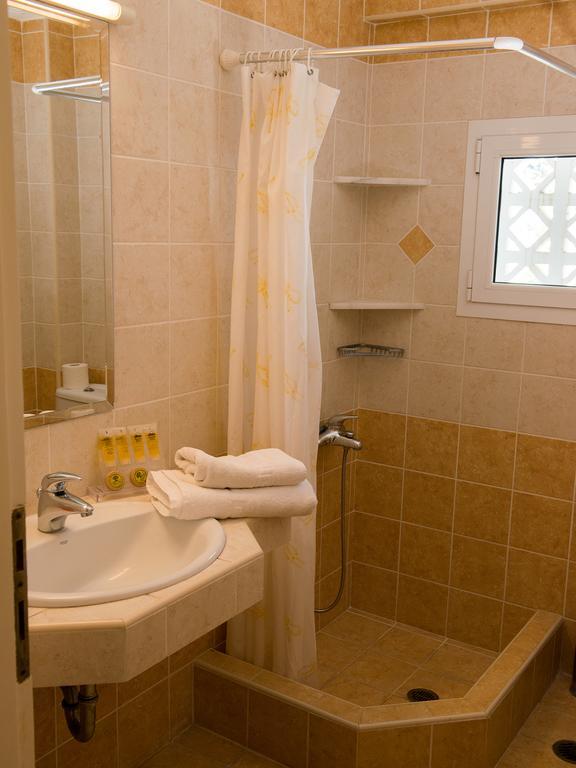 Porto Xronia Aparthotel Khrónia Exterior photo